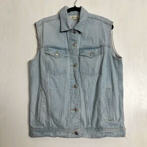Madewell The Oversized Trucker Jean Vest in Astley Wash Sz Medium NF488 Western